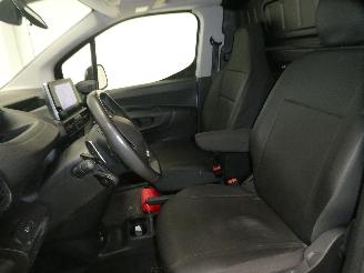 Peugeot Partner 1.5D PREMIUM picture 18