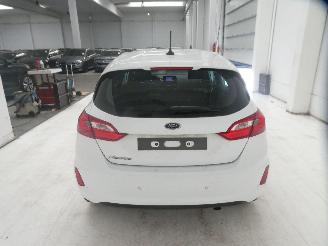 Ford Fiesta  picture 6