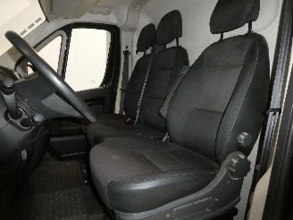 Peugeot Boxer 2.2 D PACK CLIM picture 18