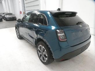 Fiat 600 HYBRID picture 8