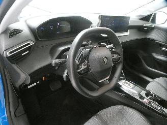 Peugeot 208 II ALLURE picture 17
