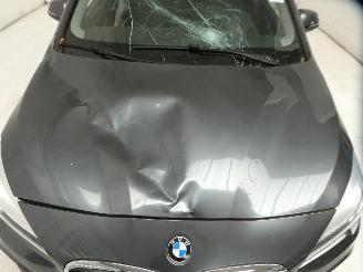 BMW 2-serie 216D picture 4
