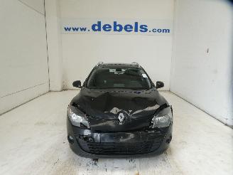 uszkodzony samochody osobowe Renault Mégane 1.5D 2011/5