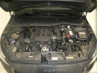 Peugeot 208 II LIKE picture 24