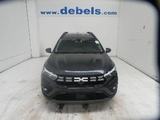 Schadeauto Dacia Jogger EXTREME 2023/2
