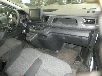 Renault T MINIBUS LUXUS picture 12