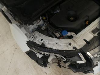 Land Rover Range Rover Evoque 2.0D picture 26