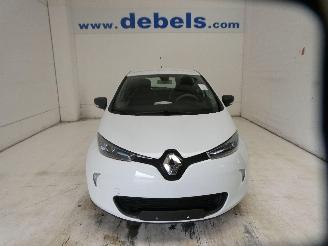 Vaurioauto  passenger cars Renault Zoé LIFE 2019/11