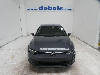skadebil auto Volkswagen Golf LIFE 2021/3