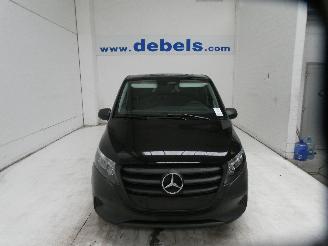 krockskadad bil auto Mercedes Vito 8+1 PL 2025/5