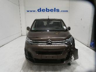 Vaurioauto  passenger cars Citroën Jumpy 1.5DSPACETOURER PLUS 2021/2