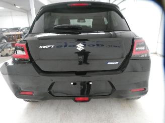 Suzuki Swift GLX picture 9