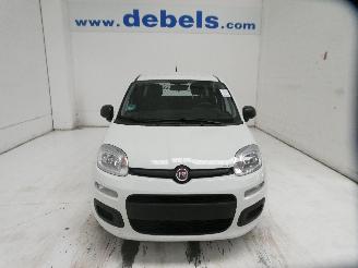 Schadeauto Fiat Panda EASY 2022/9