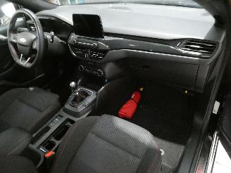 Ford Focus ST-LINE X picture 13