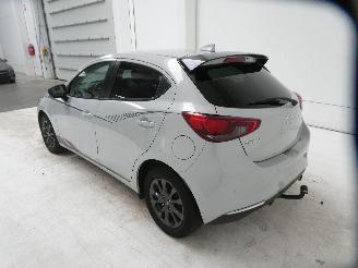 Mazda 2  picture 6