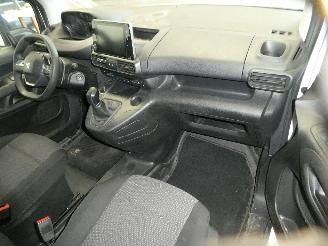Peugeot Partner PREMIUM picture 15