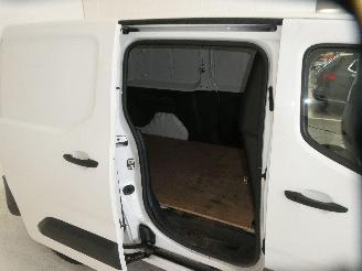 Peugeot Partner PREMIUM picture 20