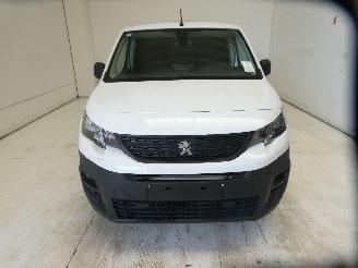 Peugeot Partner PREMIUM picture 2