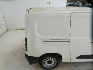 Peugeot Partner PREMIUM picture 12
