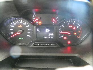 Peugeot Partner PREMIUM picture 16