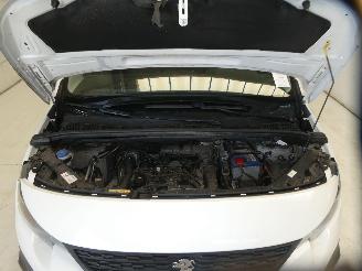 Peugeot Partner PREMIUM picture 21