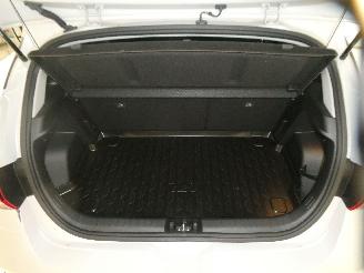 Hyundai I-20  picture 22