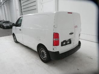 Toyota ProAce 1.5D MWB ACTIVE picture 6