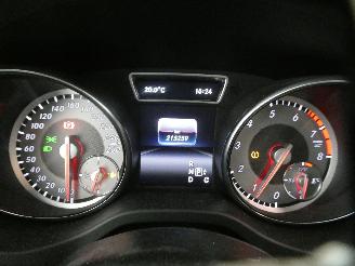 Mercedes Cla-klasse 180 picture 18