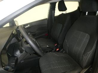 Ford Fiesta 1.1 5 DEURS picture 12