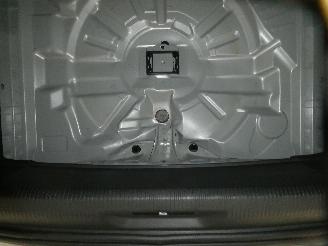 Peugeot 308 III ALLURE picture 24