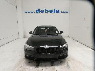 krockskadad bil auto BMW 1-serie 116D 2017/12