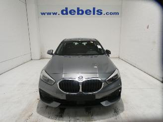 krockskadad bil auto BMW 1-serie I 2023/12