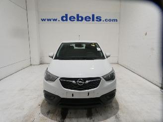 krockskadad bil auto Opel Crossland X/CROSSLAN 2019/1