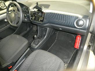 Volkswagen Up! MOVE picture 10