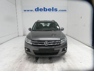 krockskadad bil auto Volkswagen Tiguan TREND & FUN 2016/7