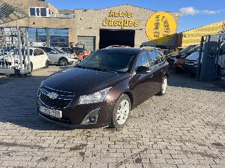 Coche accidentado Chevrolet Cruze WAGON 1.7TD LT+ 2014/1