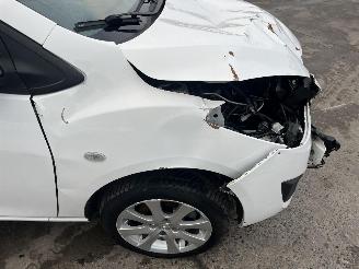 Mazda 2 1.4 B picture 14