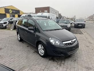 Vaurioauto  passenger cars Opel Zafira ECO FLEX / 7-SEAT 2013/10