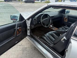 Mercedes SL V8 picture 5