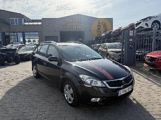  Kia Ceed 1.4I 16V BREAK 2010/9