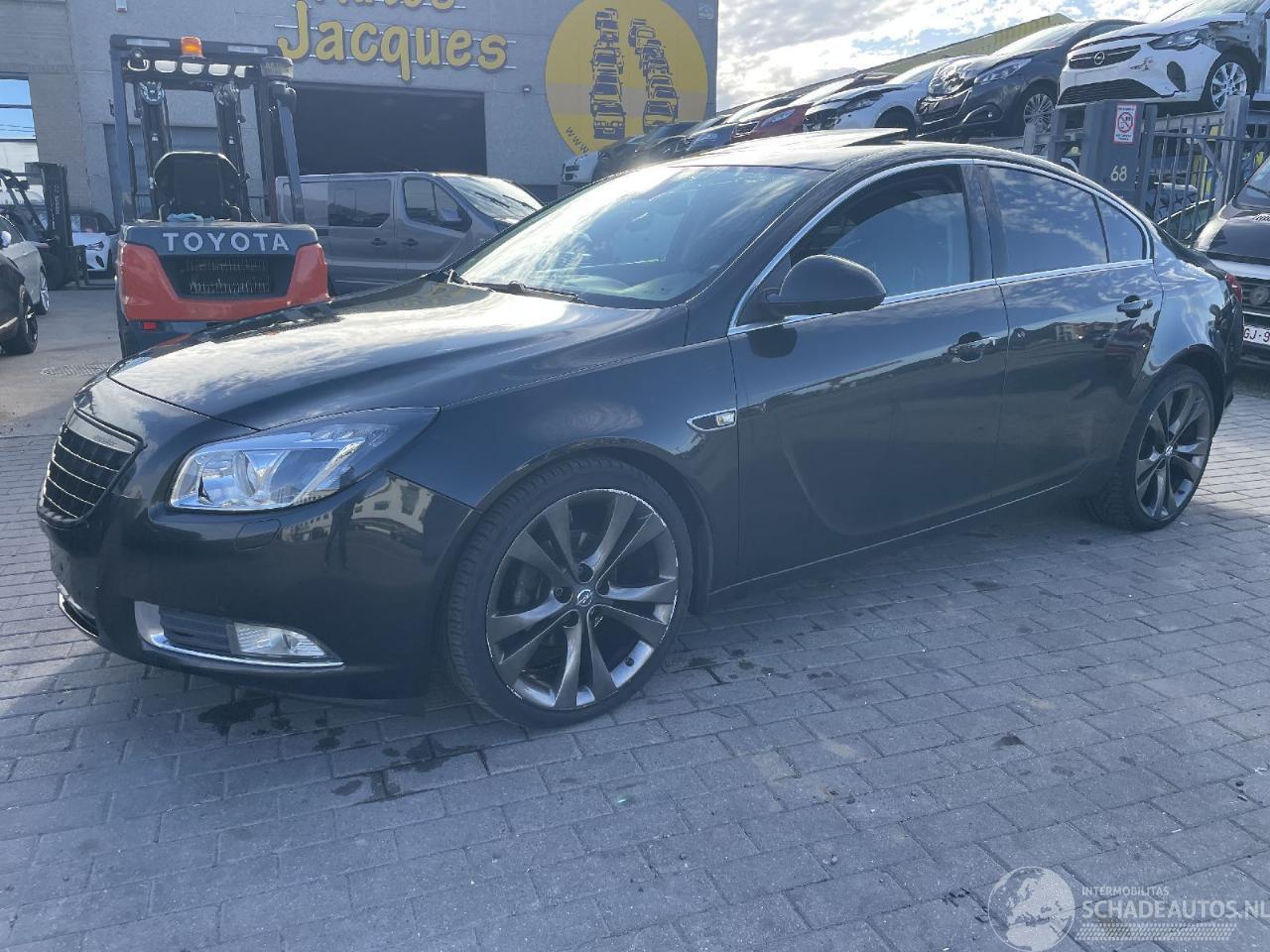 Opel Insignia 2.0 CDTI SPORT