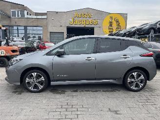 skadebil auto Nissan Leaf 40 KWH N-CONNECTA 2018/9