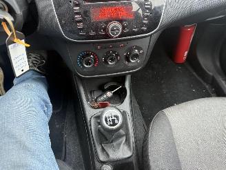 Fiat Punto EVO picture 22