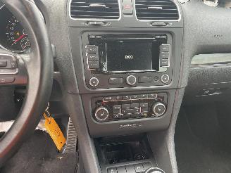 Volkswagen Golf 1.2I picture 18