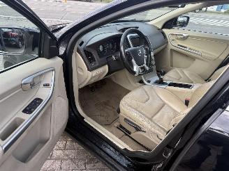 Volvo Xc-60 MOMENTUM picture 6