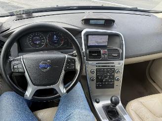 Volvo Xc-60 MOMENTUM picture 7