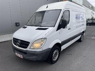 skadebil bedrijf Mercedes Sprinter  2011/5