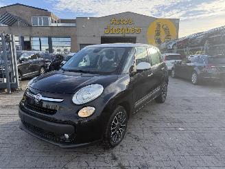 uszkodzony samochody osobowe Fiat 500L LOUNGE 0.9 T TWINAIR 2014/8