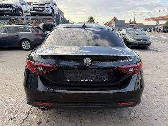 Alfa Romeo Giulia SUPER picture 3
