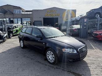 uszkodzony samochody osobowe Audi A4 1.9 TDI AVANT 2006/10